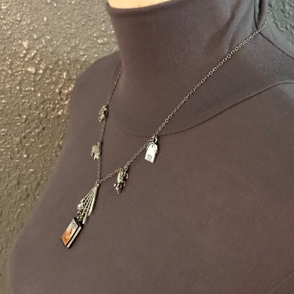 Charlotte’s Web by E. B. White Handmade Literature Necklace, Book Cover, Spider - Picture 5 of 16